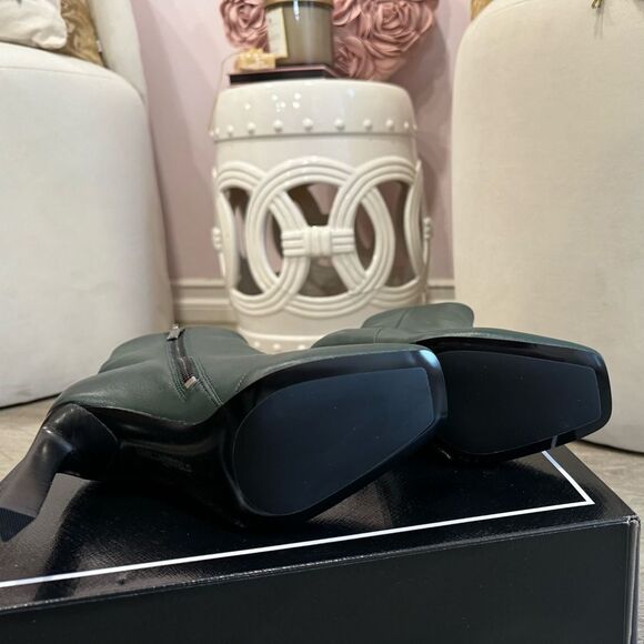 KARL LAGERFELD PARIS Women's Vica Square-Toe Dress Booties - Picture 9 of 9